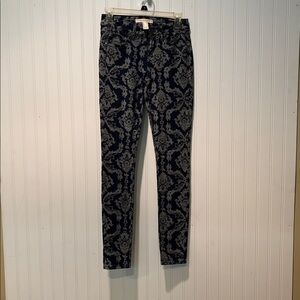Life in Progress  Blue and White Damask Skinny Jeans Size 24